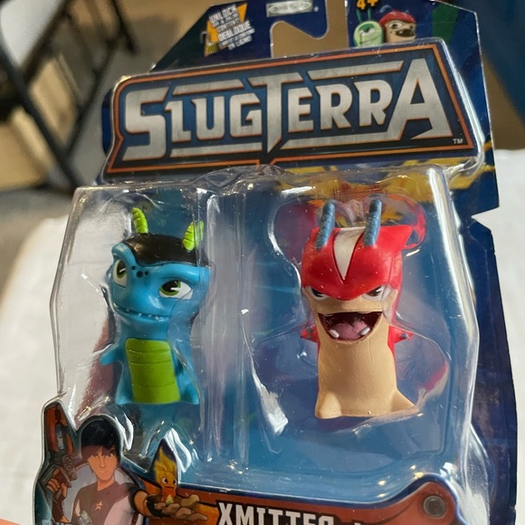 Xmitter & Bludgeon Action Figure Set - Blue and Red - Picture 7 of 7